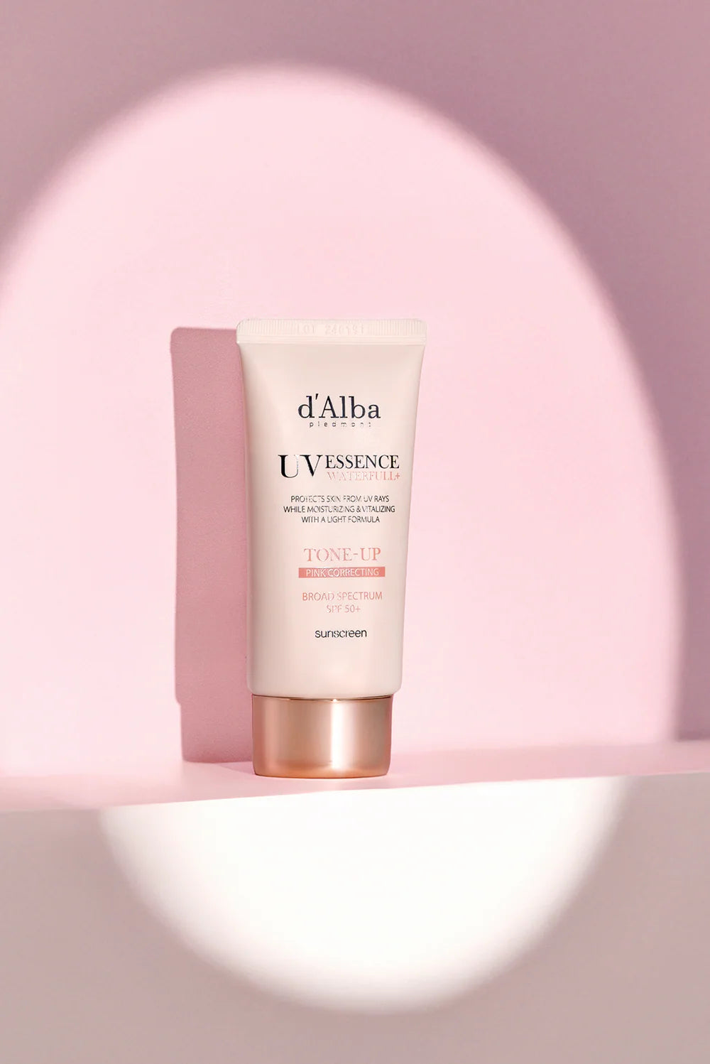 Kem chống nắng d'Alba White Truffle Waterfull Tone-Up SPF 50+