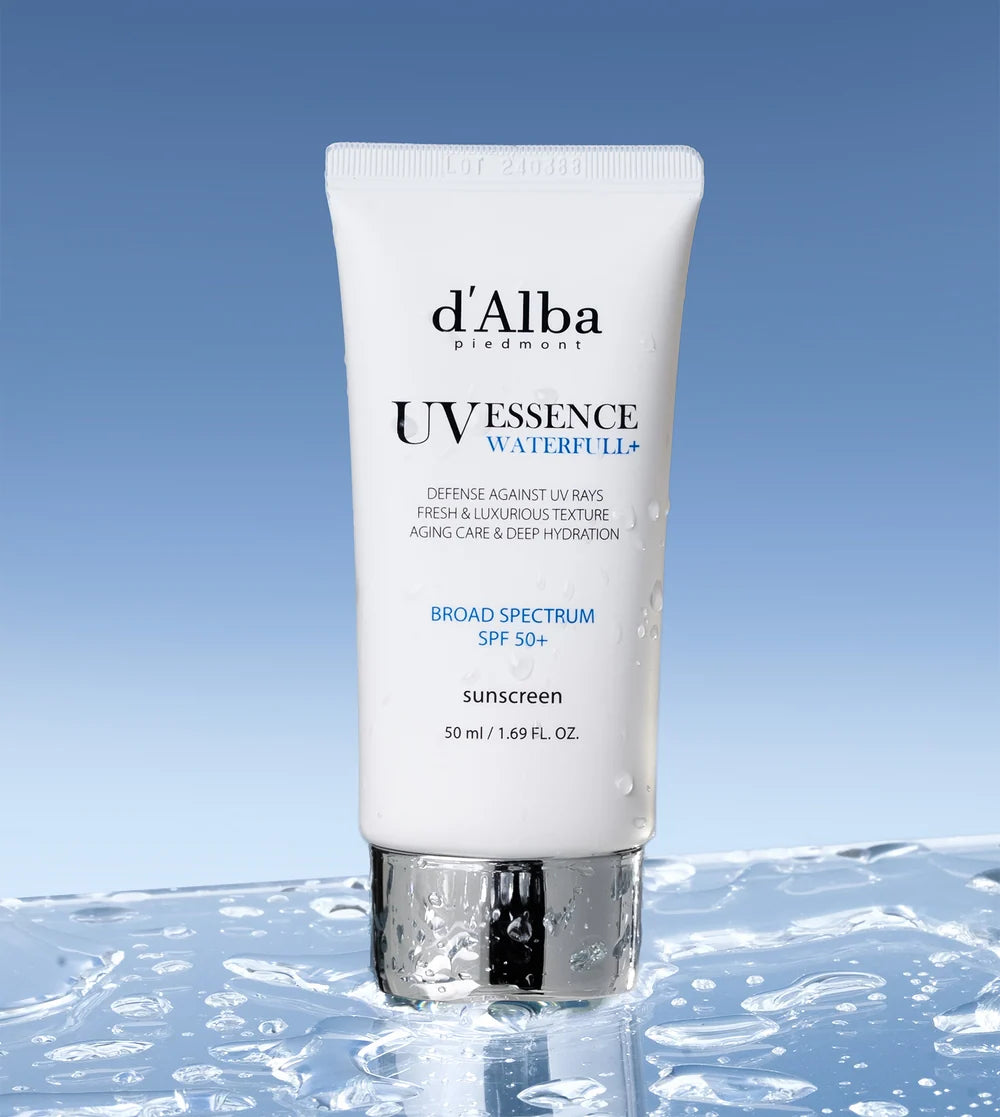 Kem chống nắng tinh chất nấm cục trắng d'Alba Waterfull Essence SPF 50+
